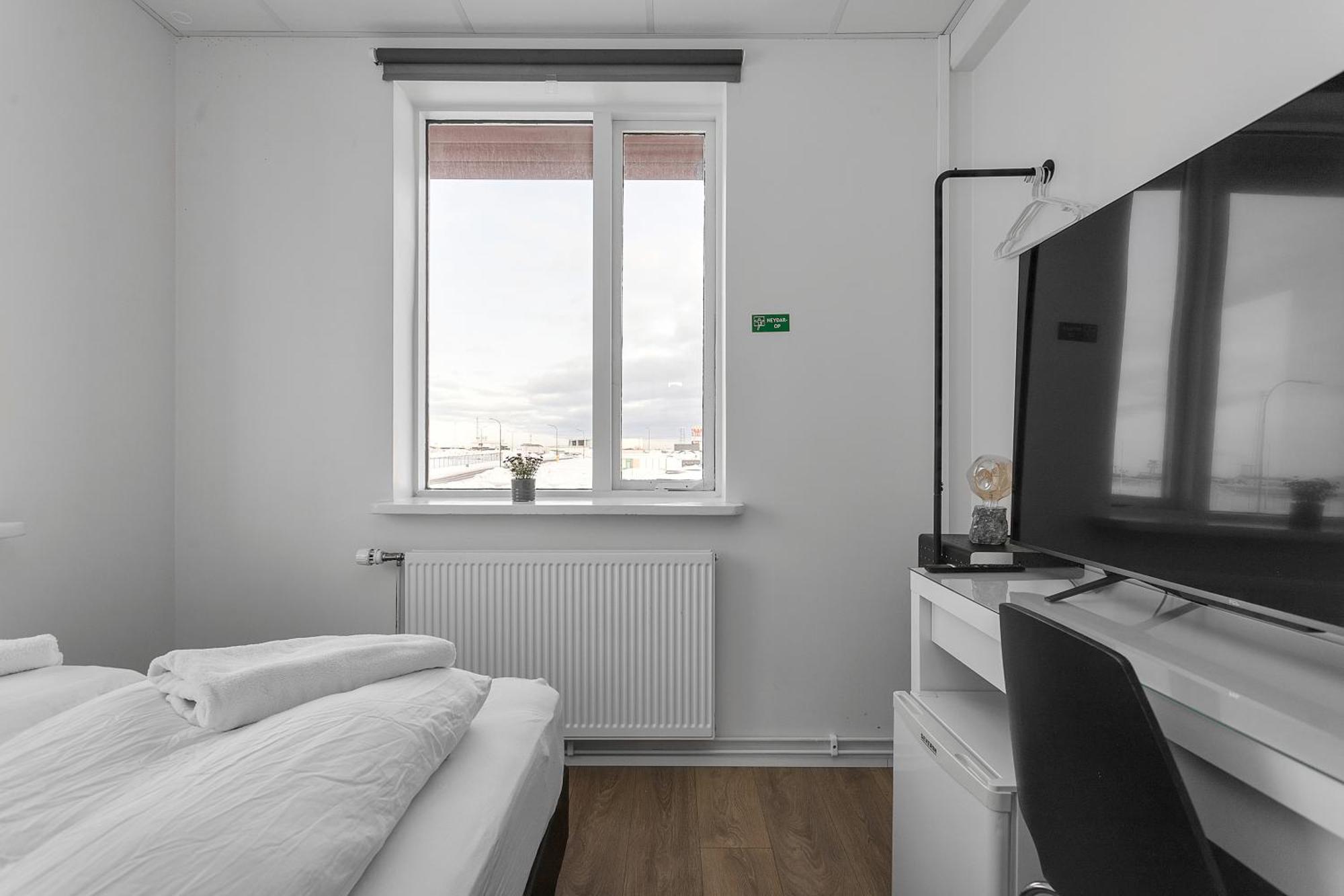 Bank Guesthouse By Kef Airport كيفلافيك المظهر الخارجي الصورة